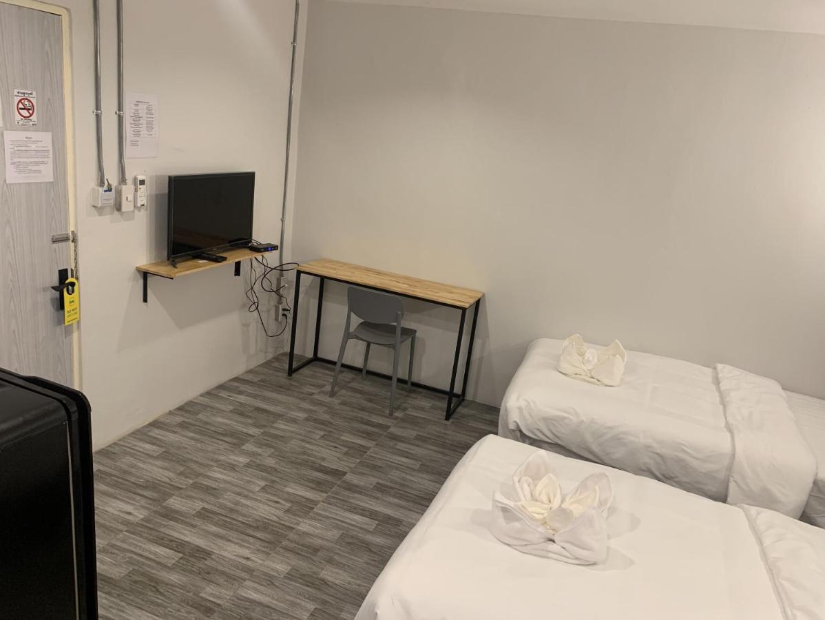 Life Hotel Rong Khun Ban Mai  외부 사진