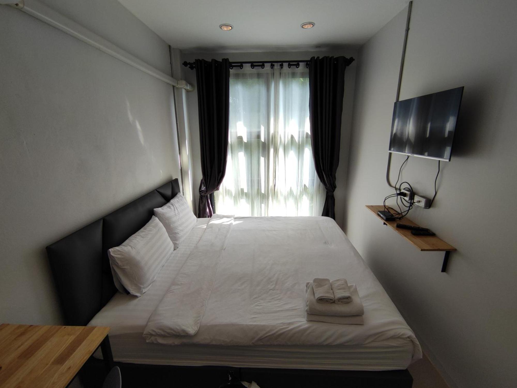 Life Hotel Rong Khun Ban Mai  외부 사진