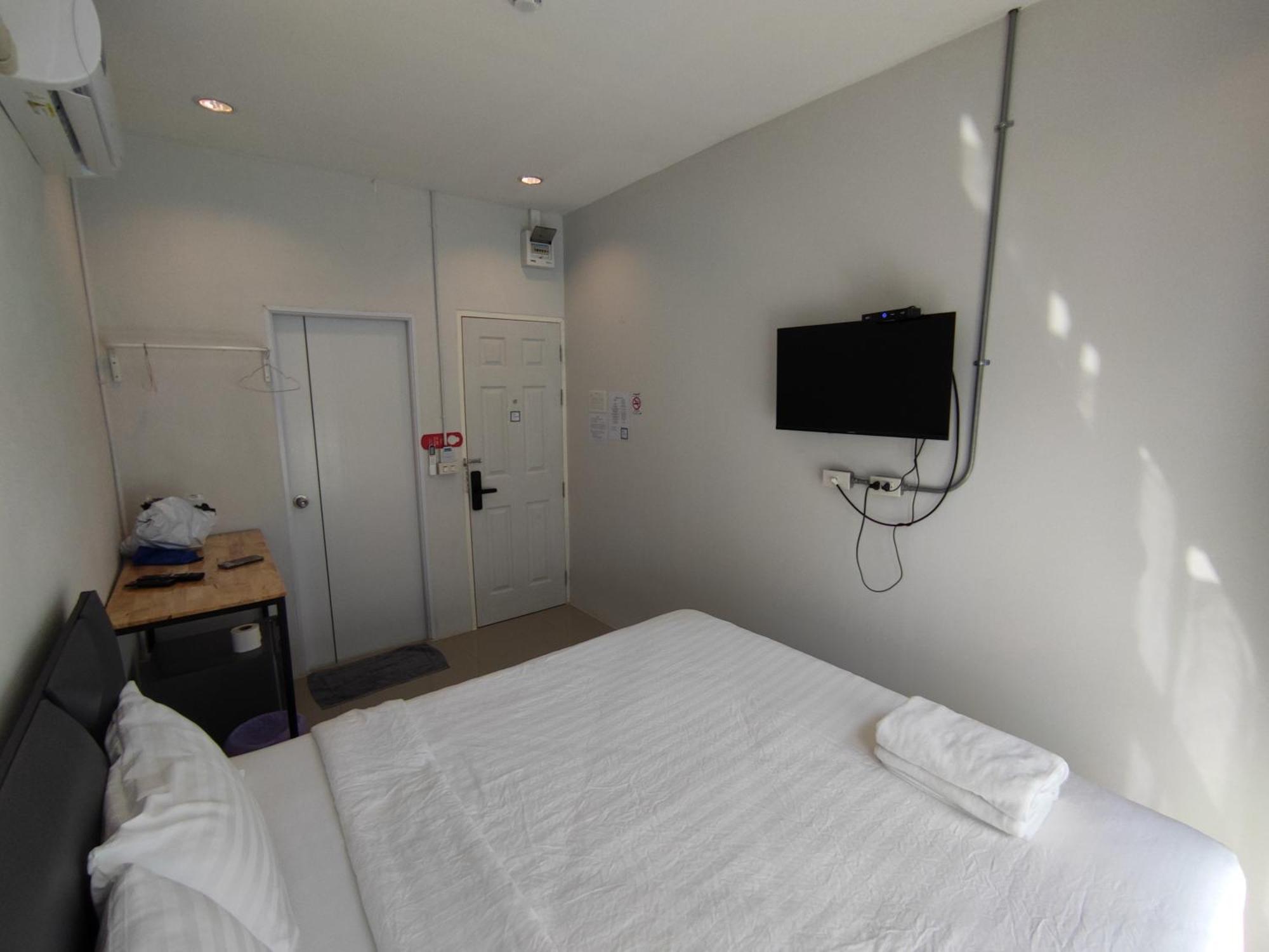 Life Hotel Rong Khun Ban Mai  외부 사진
