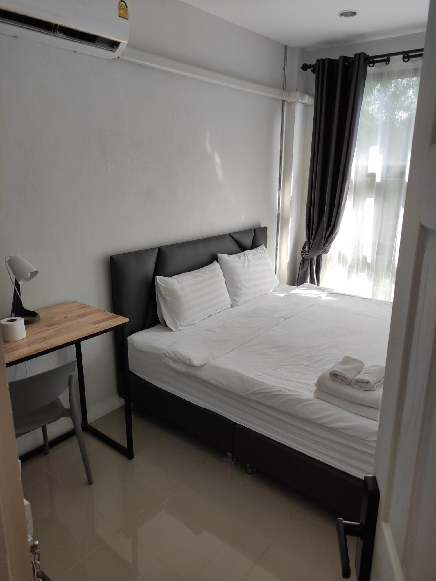 Life Hotel Rong Khun Ban Mai  외부 사진